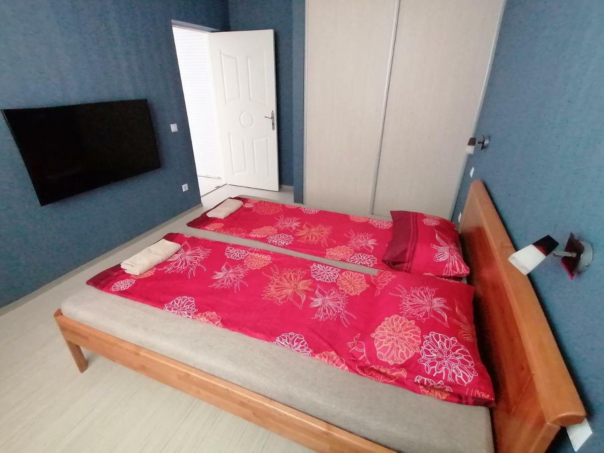 Kempings Ceļmalnieki Liepaja Bagian luar foto